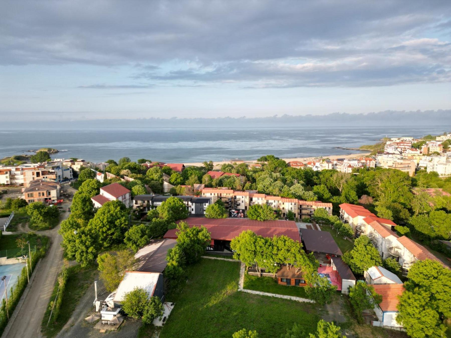 Sport Generation Camp Hotel Lozenets Exterior photo
