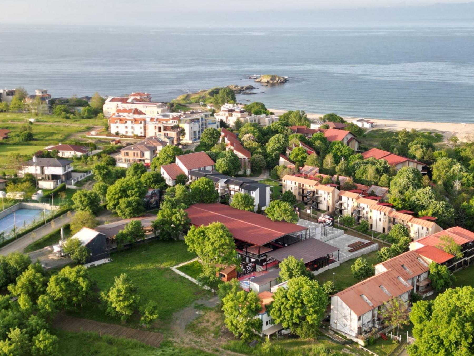 Sport Generation Camp Hotel Lozenets Exterior photo